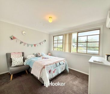 Tranquil Family Living in a Private, Green, and Convenient Enclave - Photo 6