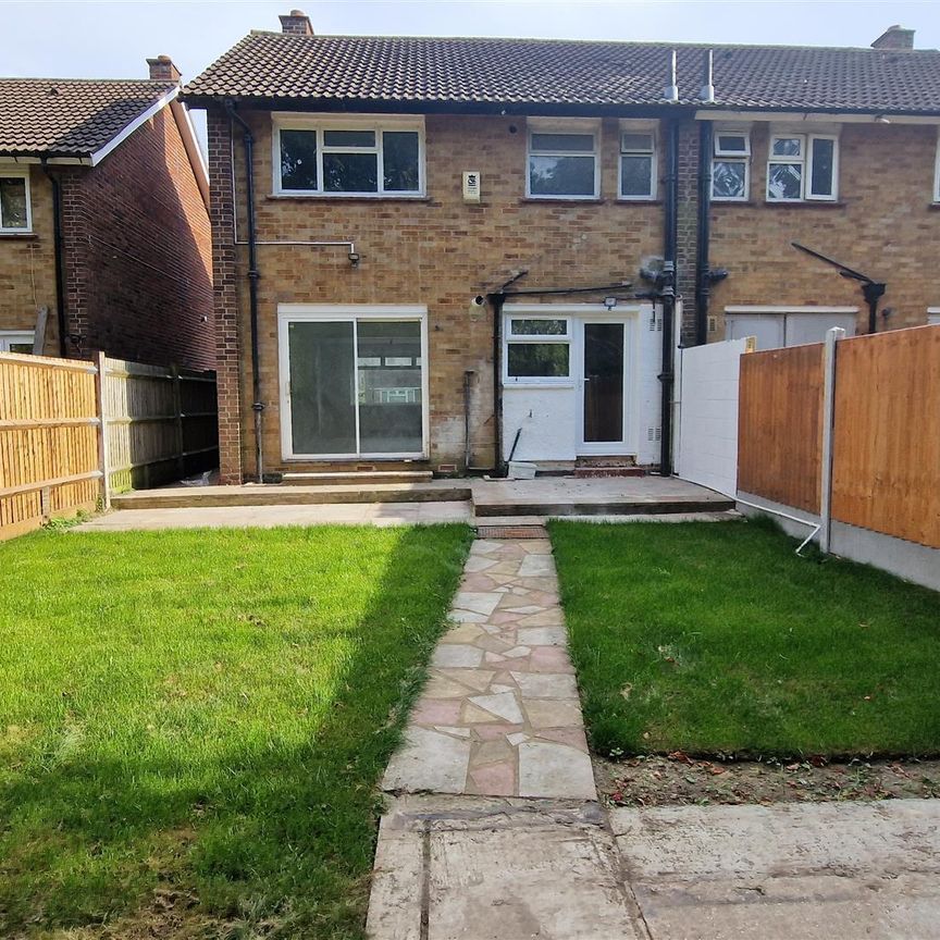 Wingate Crescent, Croydon - Photo 1