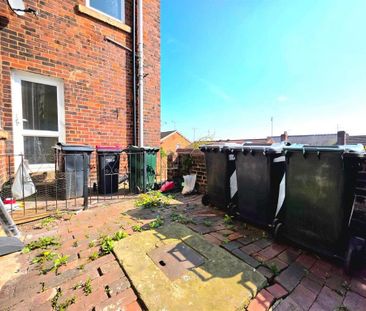 2 bedroom terraced house to rent - Photo 6