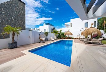 5 bedroom luxury Villa for rent in San Pedro de Alcántara, Spain