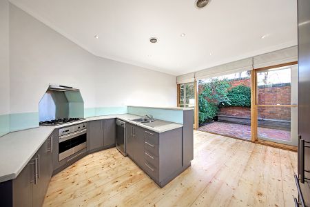 103 Peel Street, Prahran VIC 3181 - House For Rent | Domain - Photo 4