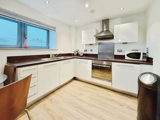 1 bedroom flat to rent - Photo 1