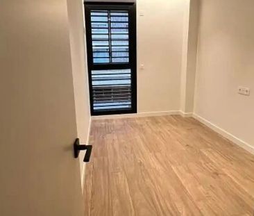 Piso de alquiler en Calle Calle Aspe, Reina Victoria - Miguel Herná... - Photo 6