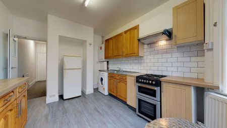 5 bedroom house share to rent - Photo 4