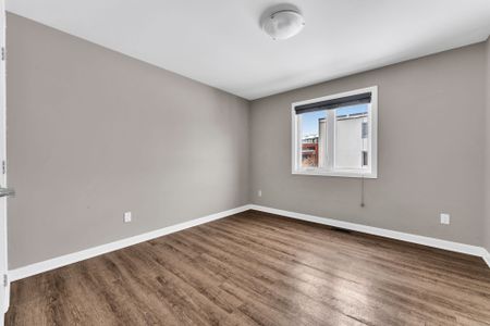 For Lease - 52 Ontario Street Unit# 2, Overbrook - Castleheights and Area, Ontario - Photo 4