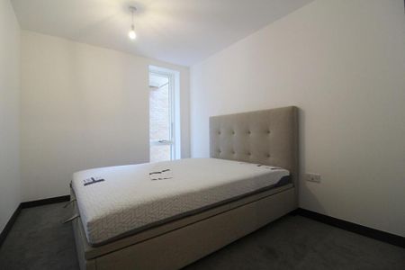 2 bedroom apartment to rent - Photo 4