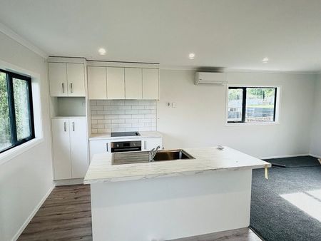 Brand New 3 Bedroom Home in Woodville! - Photo 5