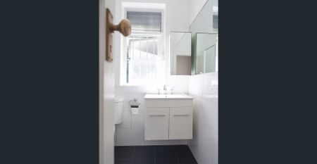 Peace & Quiet tucked away at the end of a Court. - Photo 2