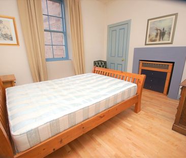 0941L West Crosscauseway, Edinburgh, EH8 9JP - Photo 2