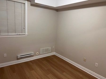 For Lease - 1947 Lawrence Avenue Unit# 3, Toronto, Ontario - Photo 3