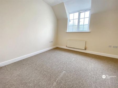 2 bedroom coach house to rent - Photo 3