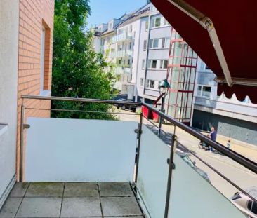 Stilvolle 2-Zimmer-Wohnung mit 2 Balkonen und Doppelstellplatz in B... - Photo 1