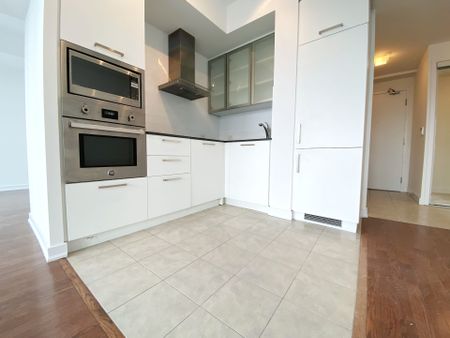 For Lease - 14 York Street Unit# 5310, Toronto, Ontario - Photo 3