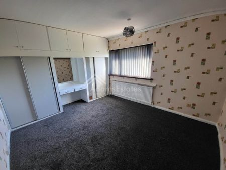 Edge Avenue, Dewsbury - Photo 2