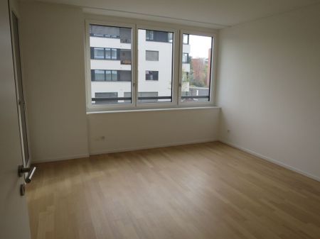 Familienfreundliche 3.5-Zimmerwohnung - Photo 5