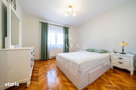 Apartament 3 camere decomandate, renovat, etaj 1, zona centrala - Photo 2