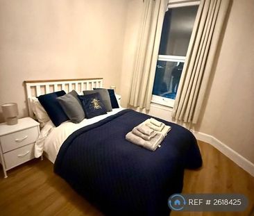 2 bedroom flat to rent - Photo 6