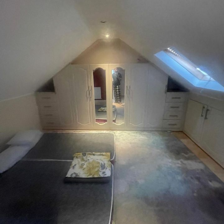 Room in a Shared House, Talbot Gardens, IG3 - Photo 1