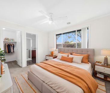 🏡 Spacious Family Living in Prime Location ✨ - Photo 4