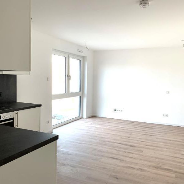 N-Schweinau: Erstbezug! Geräumige, helle 1-Zi-Whg. (4.OG) mit EBK & Aufzug - Photo 1