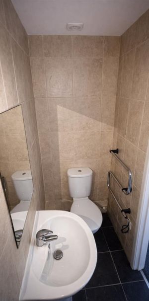 Pocklingtons Walk, Leicester - Photo 1