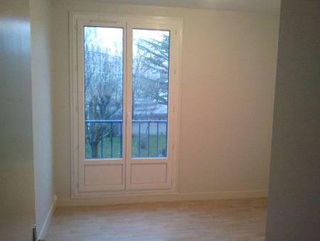 Location Appartement 4 pièces 68m² RENNES 35000 - Photo 5