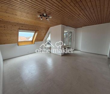 Exklusive zentrale 3,5 Zimmer Dachgeschosswohnung mit geh. Innenaus... - Foto 1