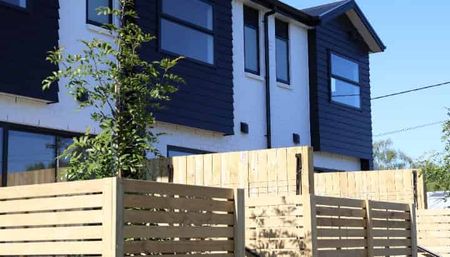 Brand New Home in a Quiet Chartwell Street - Photo 5