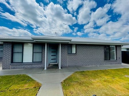 1a O'Brien Place, Armidale NSW 2350 - Photo 3