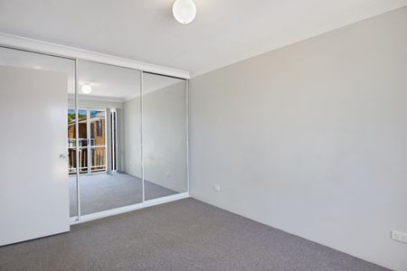 Beachside Basics - Photo 2