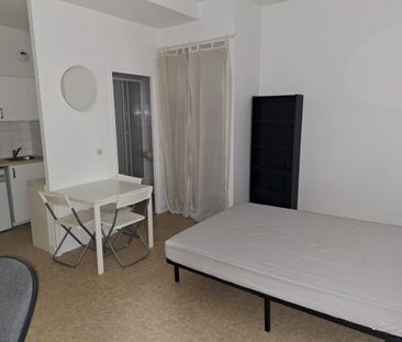 Location Appartement 1 pièce 23m² BORDEAUX 33000 - Photo 5