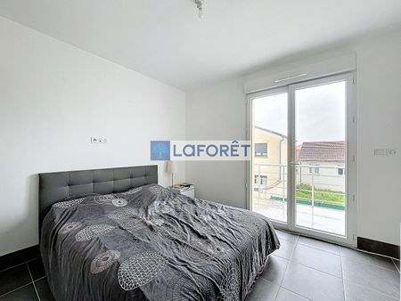 House - Photo 2