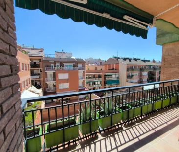 Barcelona - Photo 1