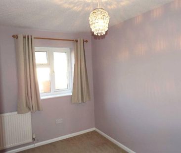 2 bedroom semi-detached house to rent - Photo 3