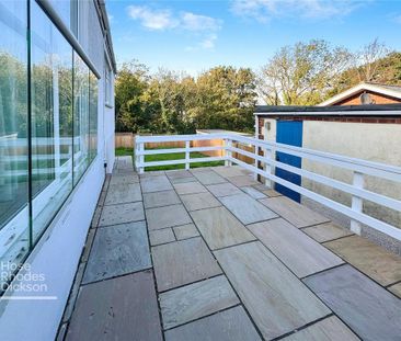 4 bedroom bungalow to rent - Photo 1