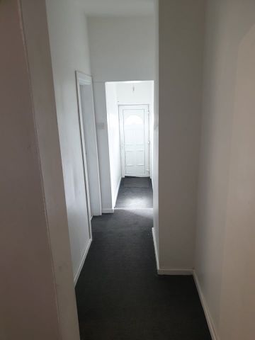 Room in a Shared House, Rochdale Road, M9 - Photo 2