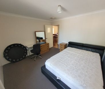 Cloverdale - Photo 4