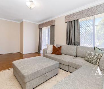 PERFECT FAMILY RETREAT IN ATWELL – 3 BEDROOM HOME WITH EXPANSIVE PA... - Photo 1