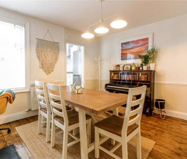 2 bedroom terraced house to rent - Photo 2