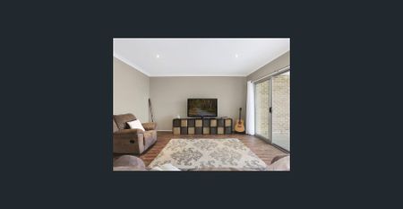 Unique 2 storey terrace close to all amenities - Photo 2