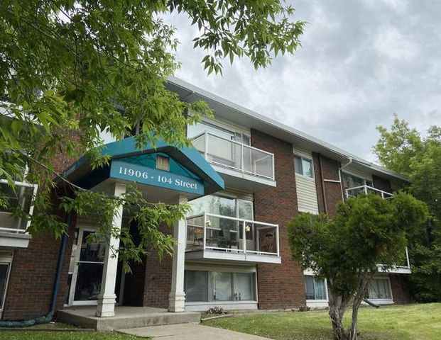 Murray Apartments | 11906 104 Street NW, Edmonton - Photo 1