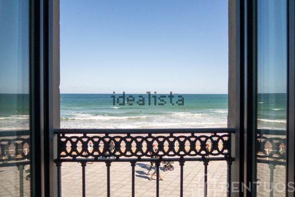 Alquiler de piso en Calle Ezcurdia - Photo 1