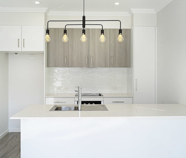 Modern 3 Bedroom Home! - Photo 4