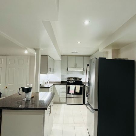 For Lease - 76 LEXINGTON Road, Brampton, Ontario - Photo 4