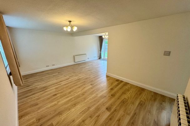 Hawthorne Lane - Photo 1