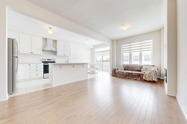 For Lease - 2011 HORACE DUNCAN Crescent, Oshawa, Ontario - Photo 1