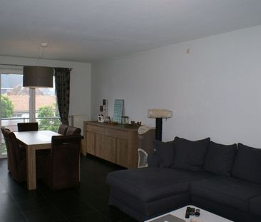 Mooi appartement met 2 slpk's in centrum Sint-Truiden, vlakbij stat... - Photo 5