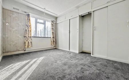 Uppingham Avenue, Stanmore, HA7 - Photo 3