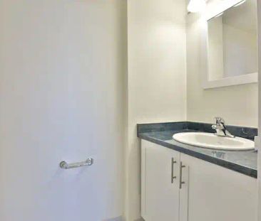 135 Fenelon Drive Toronto — Two Bedroom Deluxe Apartment - Photo 4