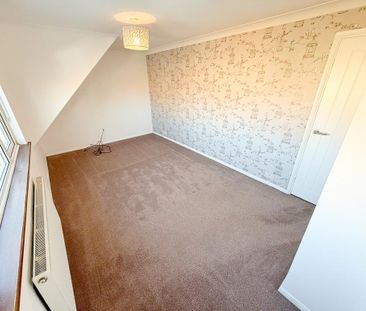 3 bedroom semi-detached house to rent - Photo 6